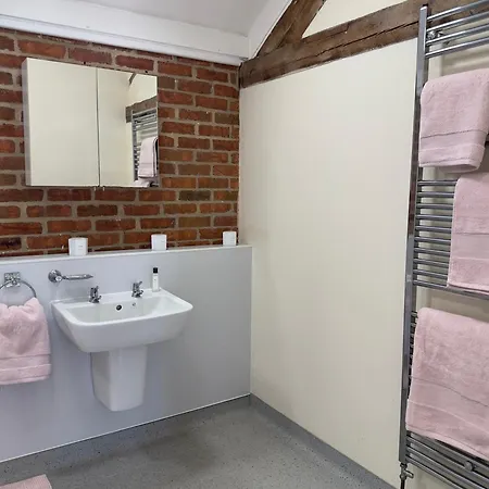 1 Bed Flat - Sleeps 2 - Pets - Parking - Wifi Apartamento York